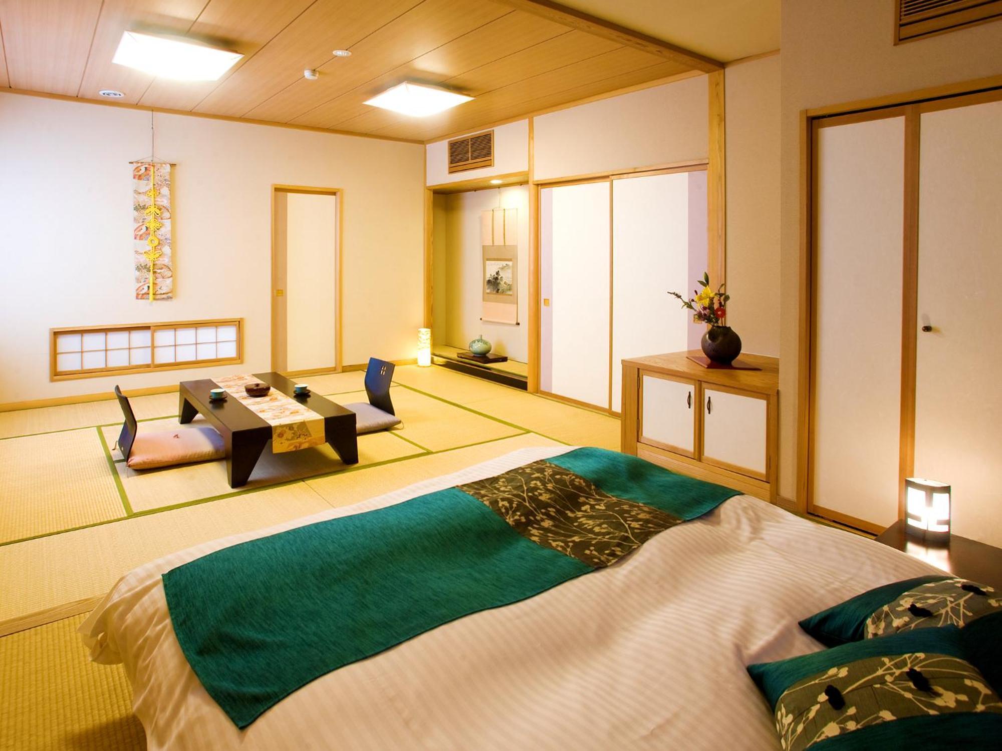 Yukimurasaki Takayama  Quarto foto