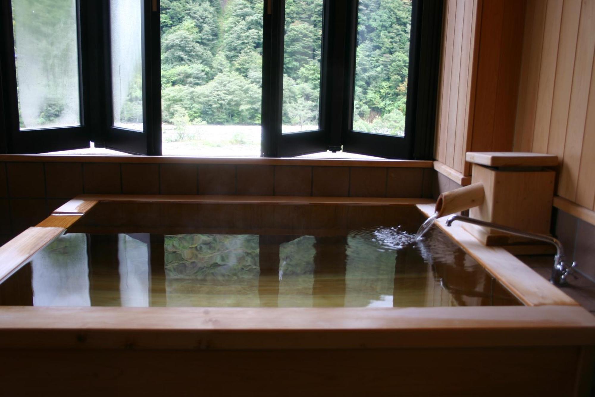 Yukimurasaki Takayama  Quarto foto